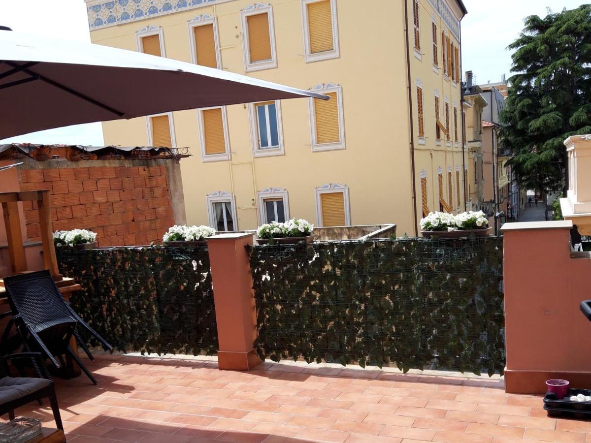 Bed and Breakfast La Terrazza Варацце Екстер'єр фото
