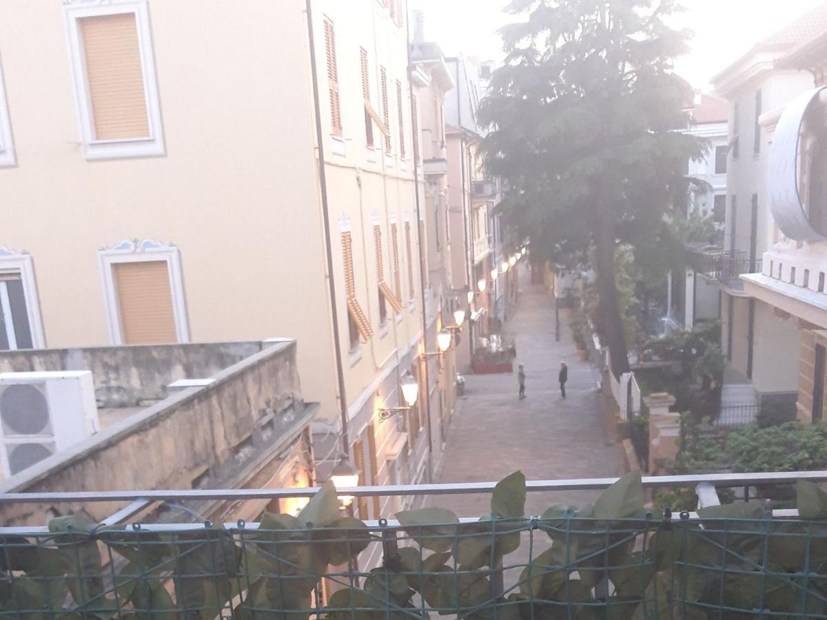 Bed and Breakfast La Terrazza Варацце Екстер'єр фото