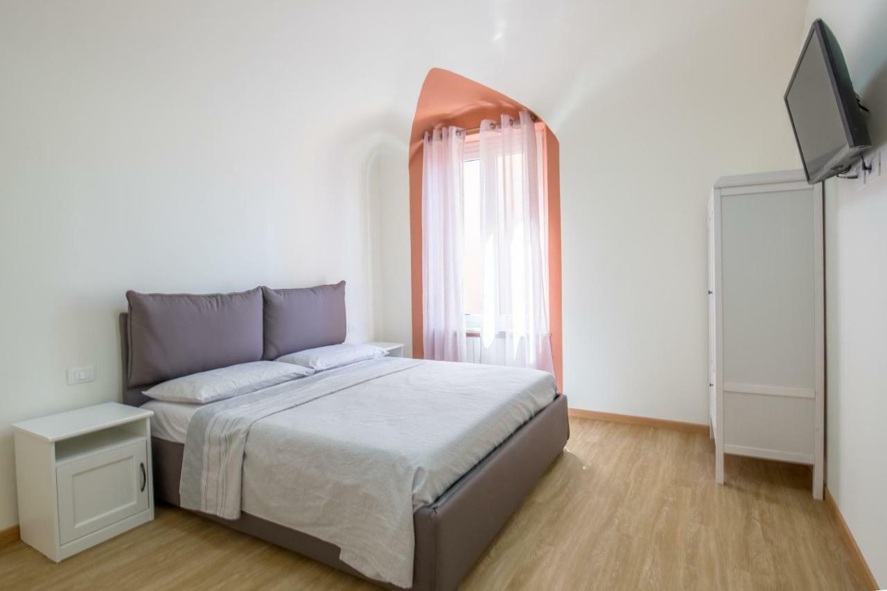 Bed and Breakfast La Terrazza Варацце Екстер'єр фото