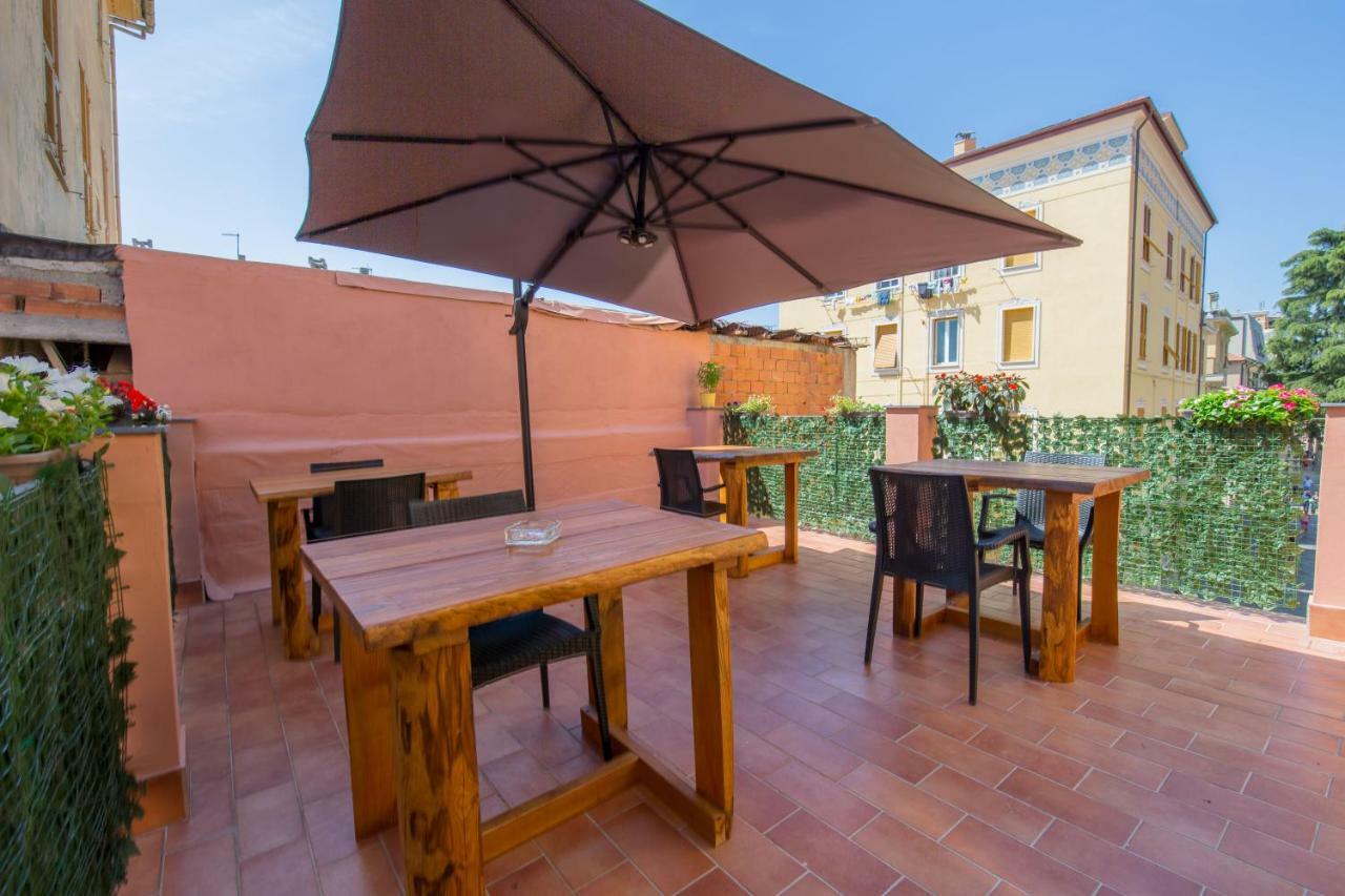 Bed and Breakfast La Terrazza Варацце Екстер'єр фото